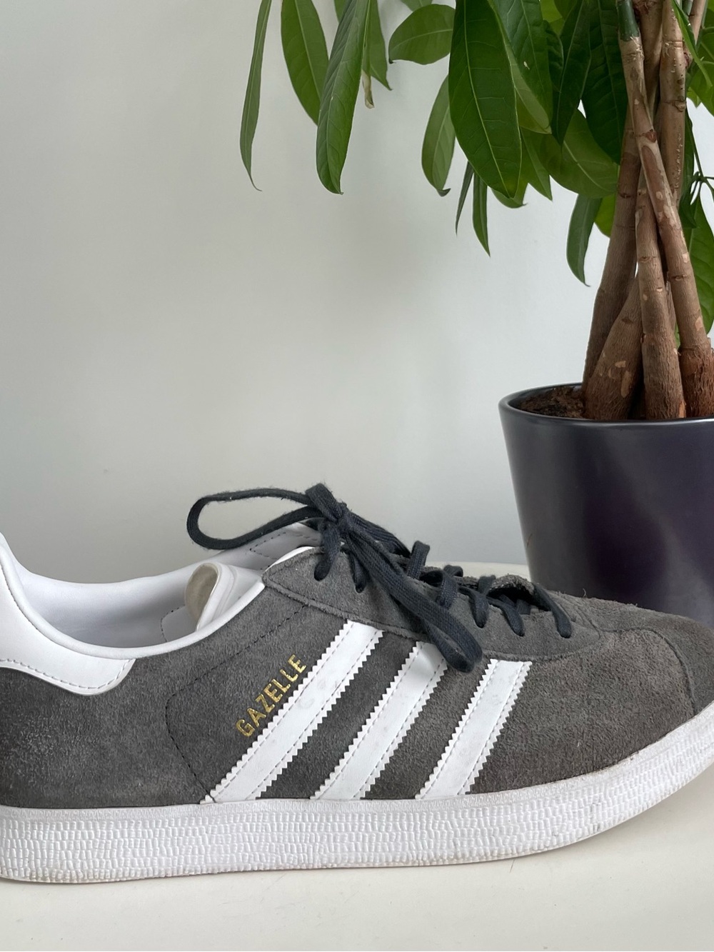 Men Size 10.5 adidas Gazelle Solid Grey Shoes
